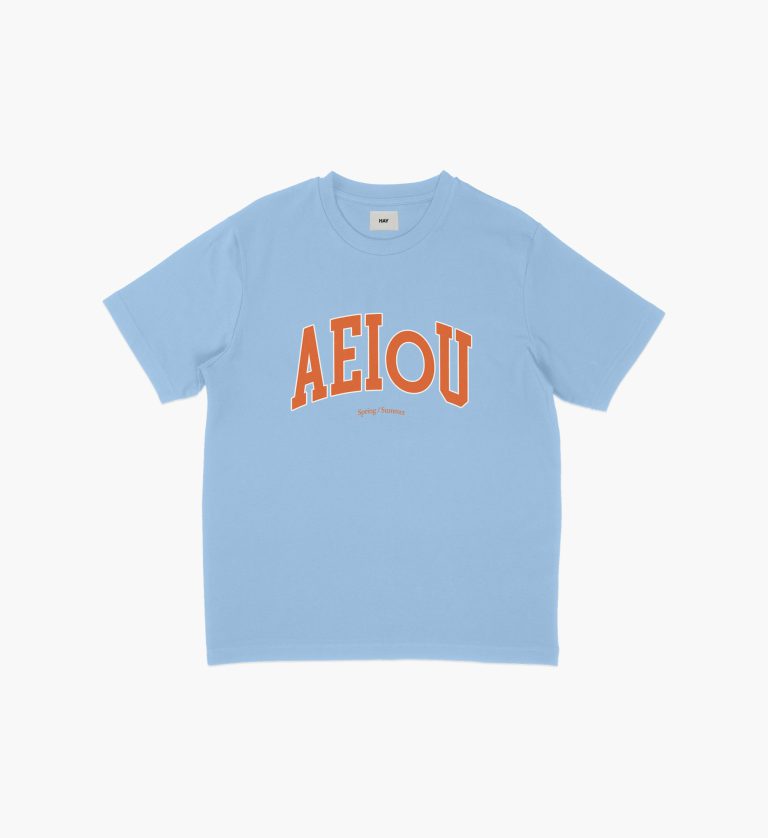 T-SHIRT-Aeiou - sky